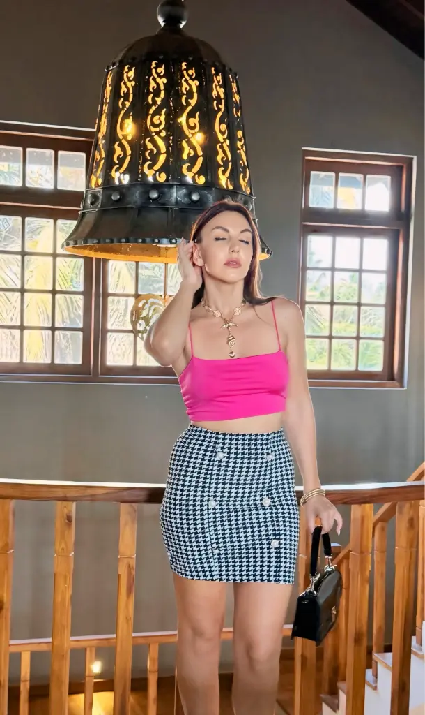 Hounds Tooth Mini (UK 8)